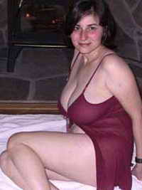 a milf living in Naperville, Illinois